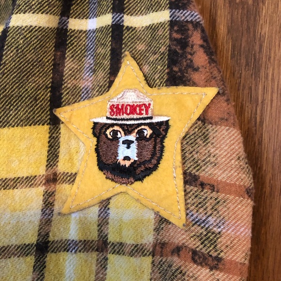 Smokey Bear Jeep Art Flannel Shirt - Picture 6 of 9